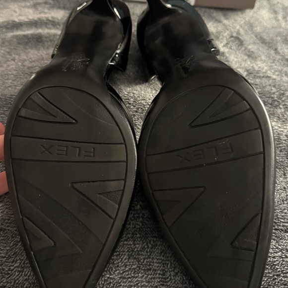 Black Patent Leather Women's Shoes - Picture 5 of 6